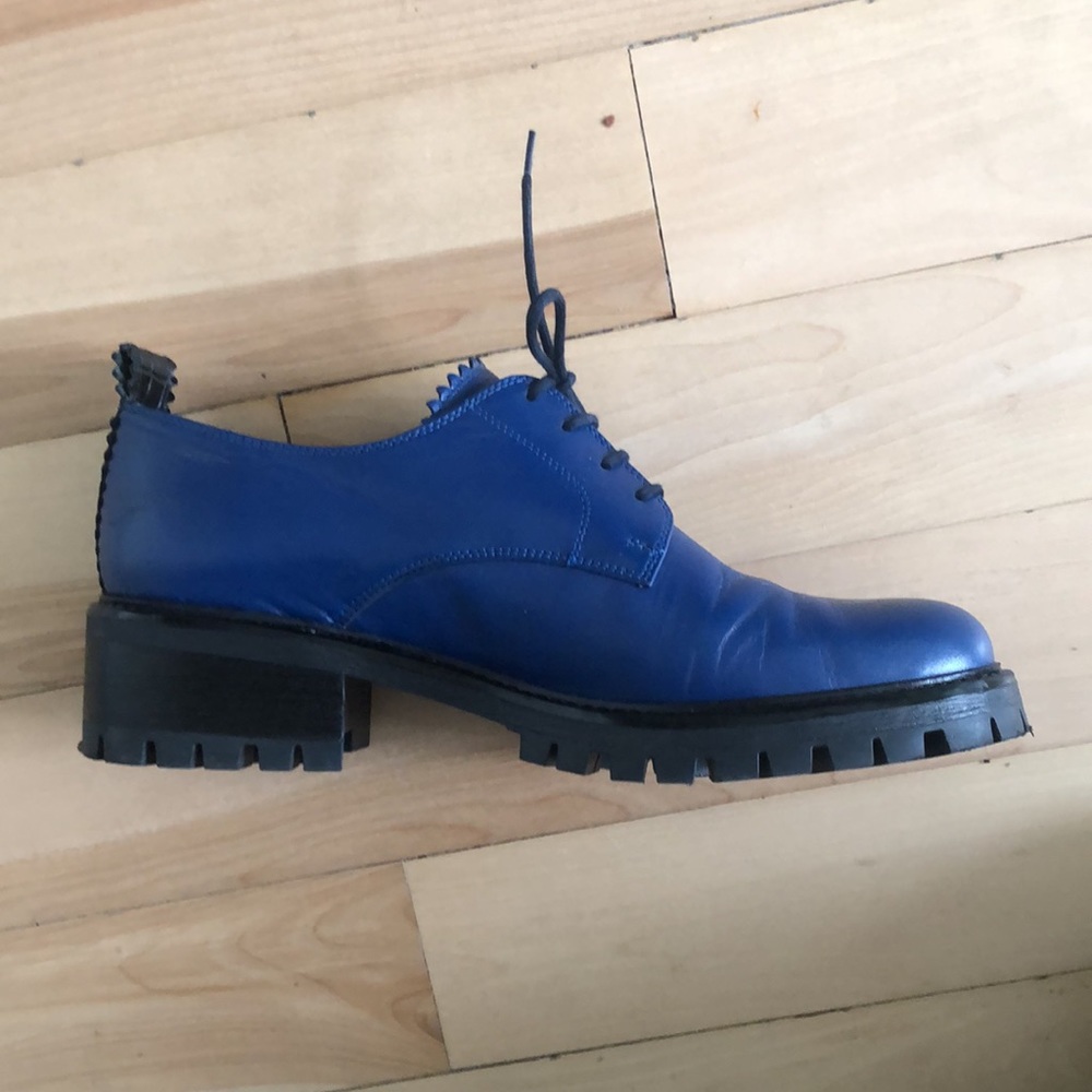 Maguire Zava Blue Oxford - Picture 3 of 10